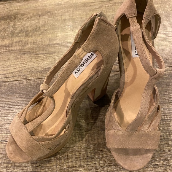 Steve Madden Gabbi Platform Heel - Picture 5 of 6